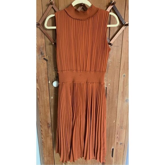 Nanette Lepore pleated accordion mock turtleneck sleeveless midi dress - Picture 1 of 9